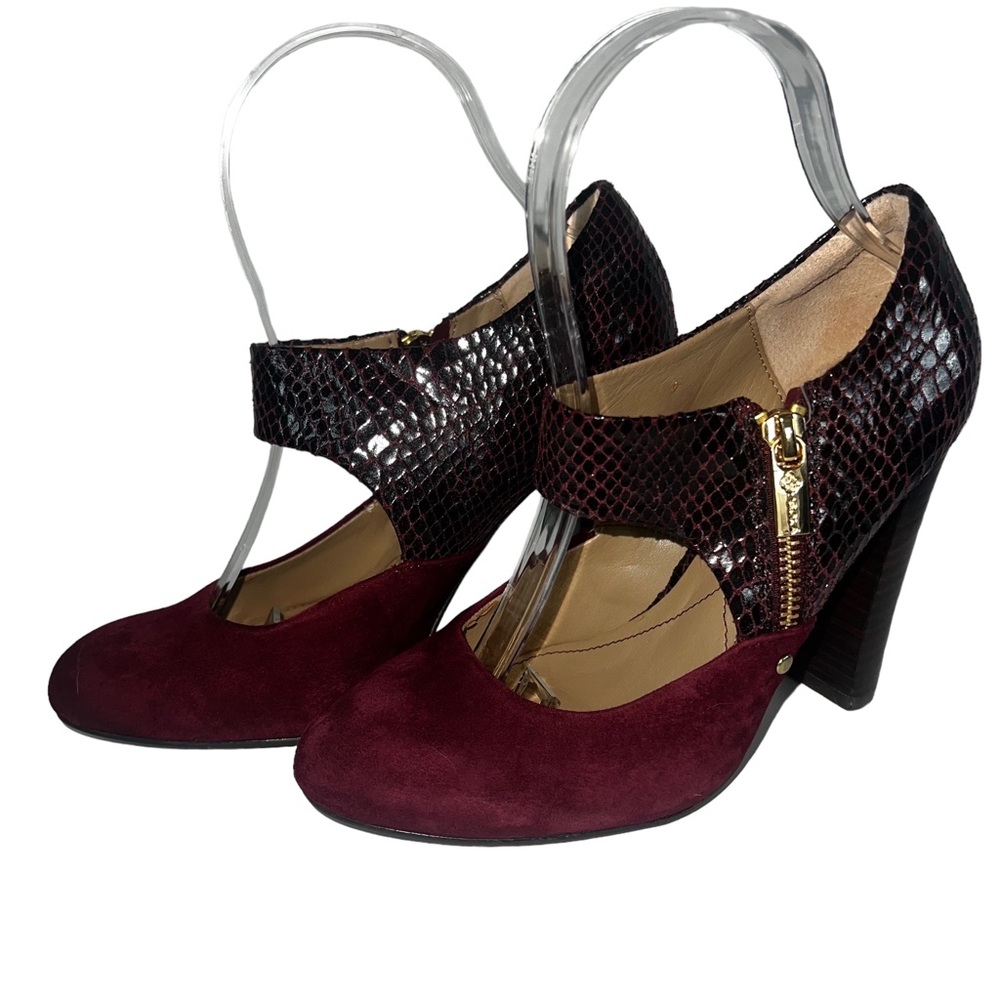 ISOLA Women’s‎ burgundy suede and leather heels size 6